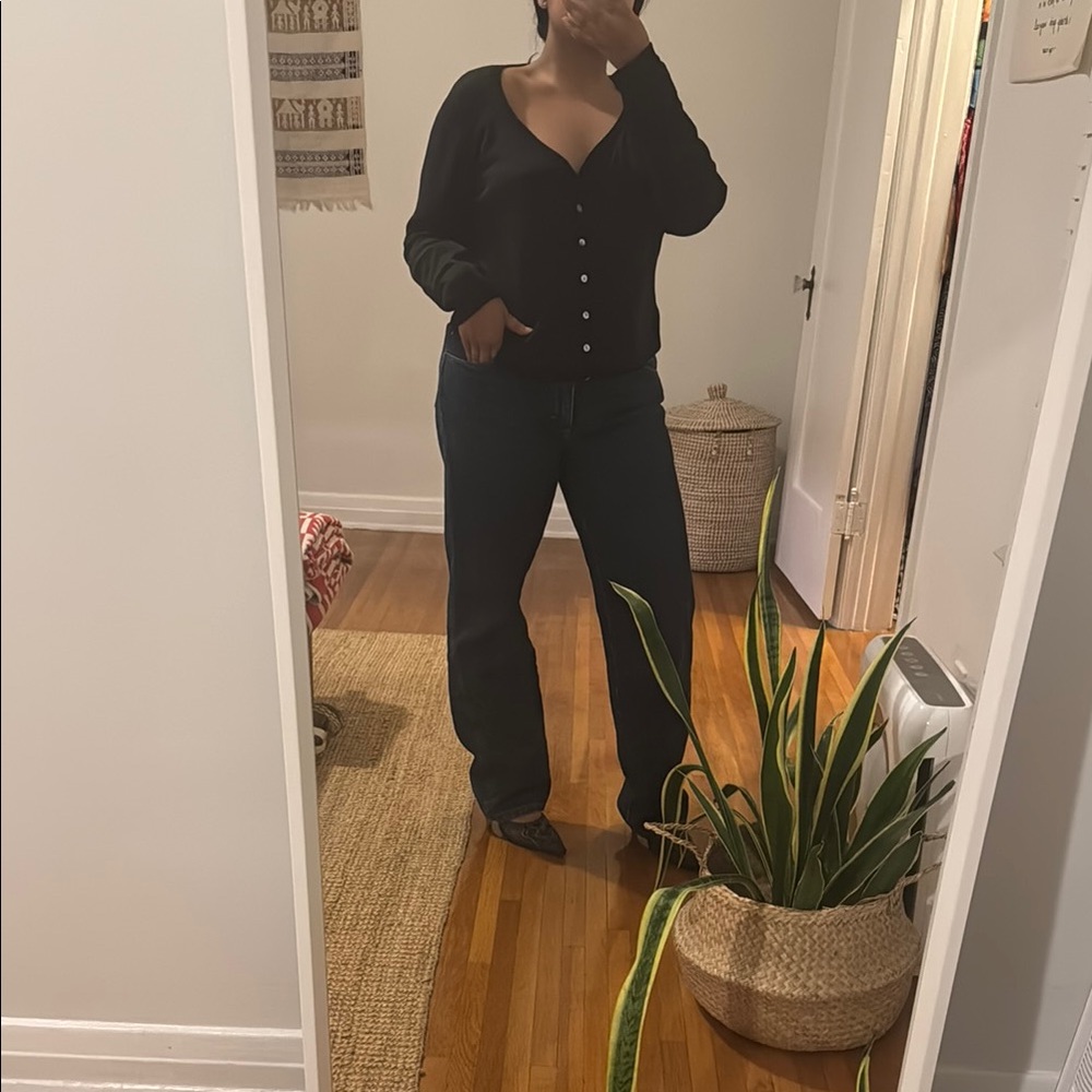 Hillard & Hanson Black Cardigan with Mother of Pearl Buttons